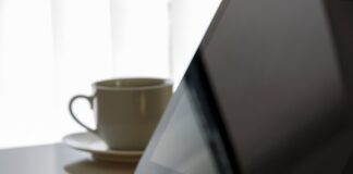 Czy można prać rolety rzymskie?