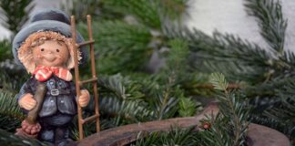 Czy kominek musi być odebrany przez kominiarza?