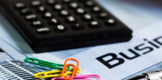 Jak obliczyć siłę dźwigni?