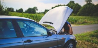 Kto naprawia dzwonki?