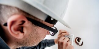 Co trzeba zrobić żeby zostać elektrykiem?