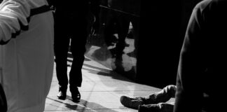 Jak ukryć nierówności na elewacji?